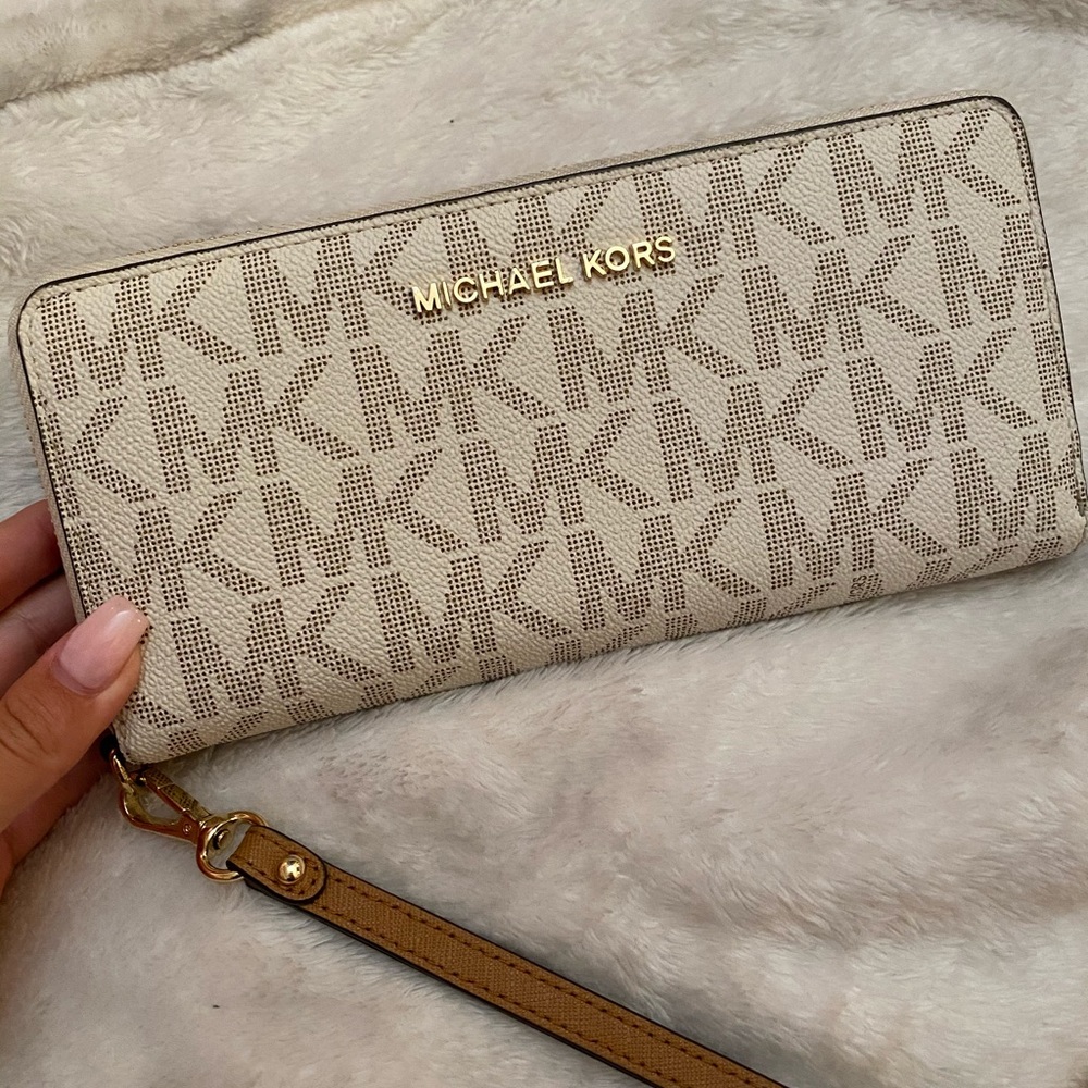 MICHAEL KORS WALLET